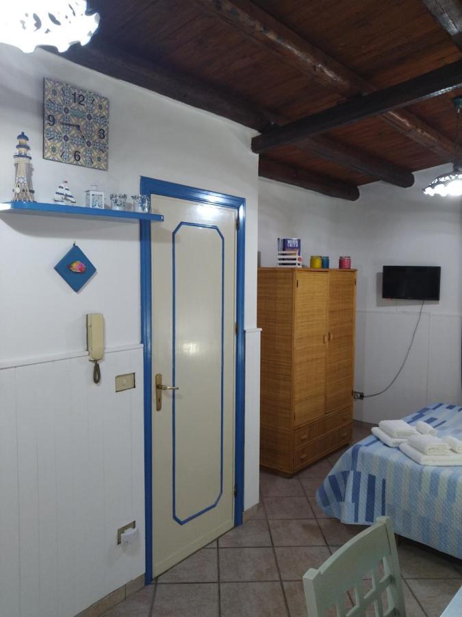Dolce Casa Apartment Palermo Bagian luar foto