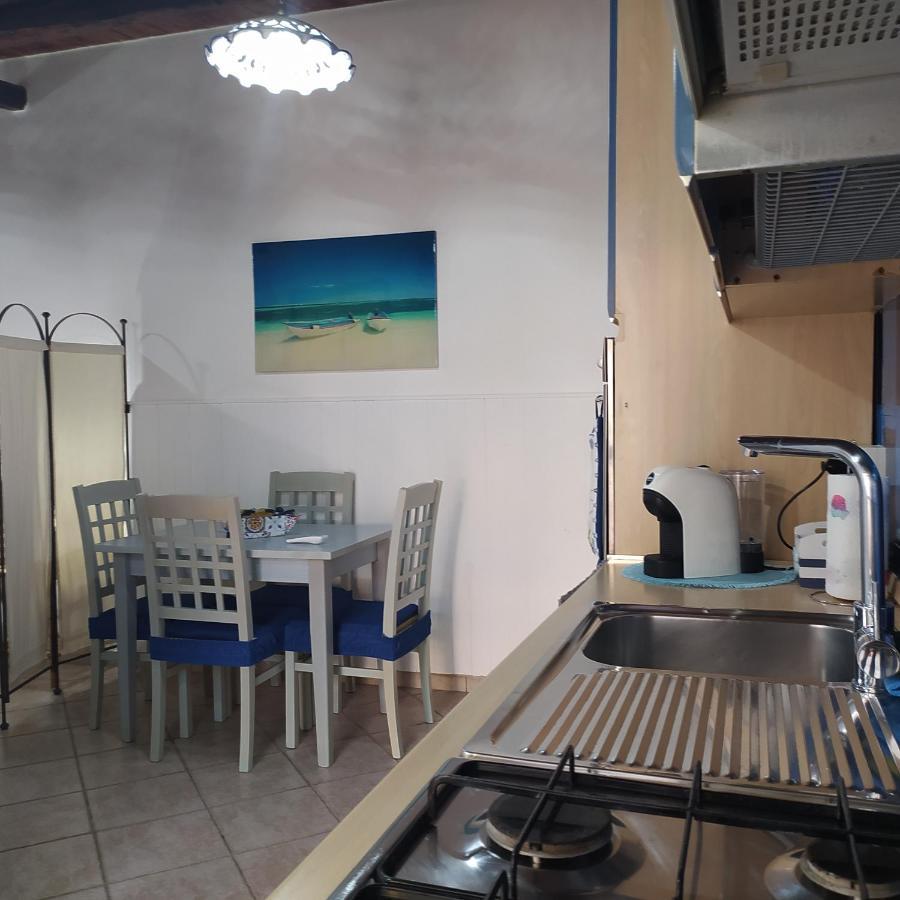 Dolce Casa Apartment Palermo Bagian luar foto